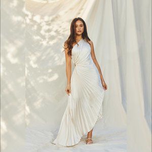 Asymmetrical One Shoulder Pleated Mini Dress in Pearl